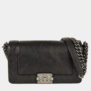Pre Owned Chanel Boy Black Calfskin Shoulder Bag