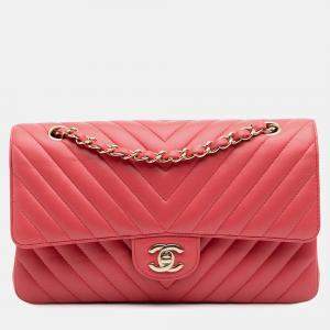 Pre Owned Chanel Classic Double Flap Medium Chevron Lambskin Shoulder Bag
