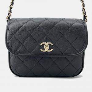 Pre Owned Chanel Matelasse Small Black Caviar Leather Messenger Bag