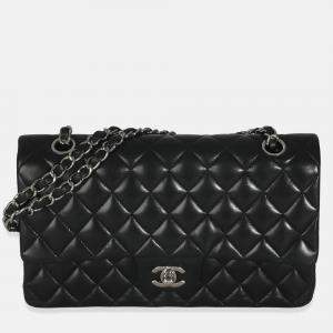 Pre Owned Chanel Black Quilted Lambskin Medium Classic Double Flap Bag