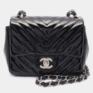 Chanel Chevron V-Stitch Shoulder Bag Patent Leather Black