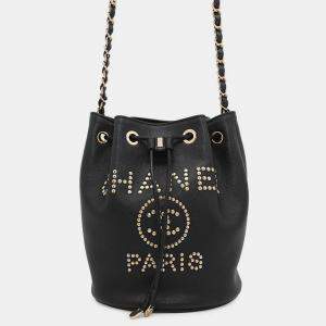 Pre Owned Chanel Deauvilleshoulder Bag Black Calf Leather