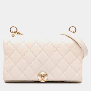 Chanel White Quilted Calfskin Pearl CC Accordion Flap