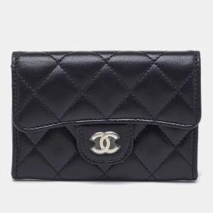 Pre Owned Chanel Black Quilted Leather CC Compact Wallet