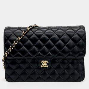 Chanel Black Leather lambskin shoulder bag