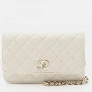 Chanel Matelasse Wallet On Chain Shoulder Bag Leather White Cc
