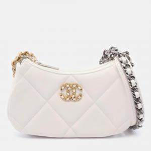 Pre Owned Chanel 19 Matelasse Small Hobo Chain Shoulder Bag Leather White