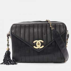 مملوكة مسبقًا Chanel Mademoiselle Shoulder Bag Lambskin Black