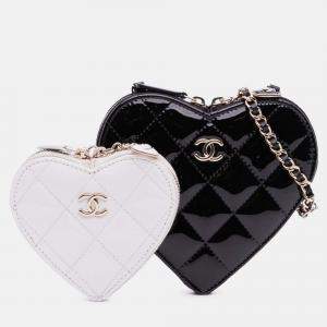 Pre Owned Chanel Black White Quilted Patent Calfskin CC Heart Clutch With Chain