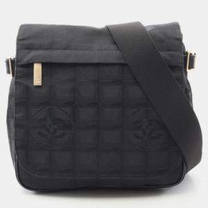 Pre Owned Chanel New Travel Line