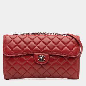 Pre Owned Chanel Red Medium Quilted Lambskin Citizen Flap