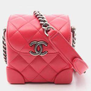 مملوكة مسبقًا Chanel Mini Vanity Red Lambskin Leather Shoulder Bag
