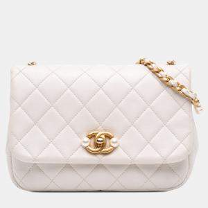 Pre Owned Chanel White Mini Glazed Calfskin Pearl Side Flap