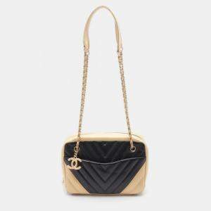 Pre Owned Chanel V-Stitch Black/Gold Lambskin Leather Shoulder Bag