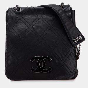 Pre Owned Chanel Black Large Calfskin Diamond Stitch Crossbody
