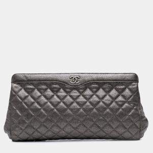 Pre Owned Chanel Silver CC Quilted Metallic Caviar Clutch