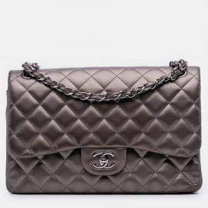 Pre Owned Chanel Grey Jumbo Classic Lambskin Double Flap