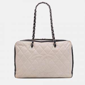 Pre Owned Chanel Cream CC Quilted Lambskin Zip Shoulder Bag