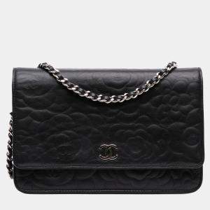 Pre Owned Chanel Black Camellia Embossed Lambskin Wallet On Chain