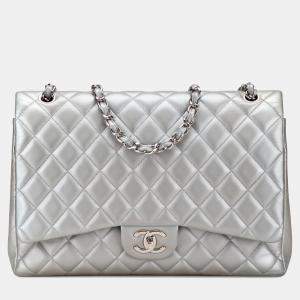 Pre Owned Chanel Silver Maxi Classic Lambskin Double Flap