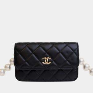 Pre Owned Chanel Black Quilted Lambskin Maxi Pearls Clutch With Chain