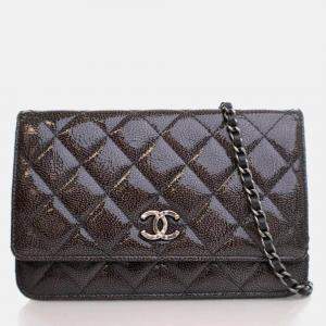 Pre Owned Chanel Patent Wallet On Chain (WOC)