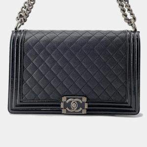 Pre Owned Chanel Boy Chanel Chain shoulder Bag Black Lambskin Patent Leather Size Large