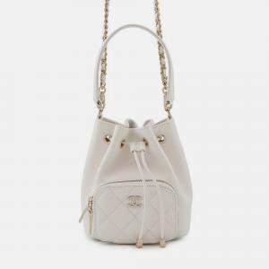 Pre Owned Chanel Matelasse White Caviar Leather Mini 2 Way Chain Bucket