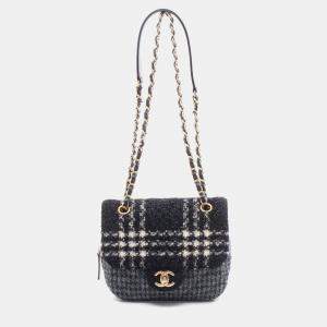 Pre Owned Chanel Black White Grey Wool Shoulder Bag