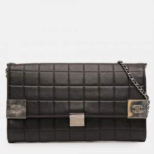 Pre Owned Chanel Black Quilted Lambskin Chocolate Bar Shoulder Bag