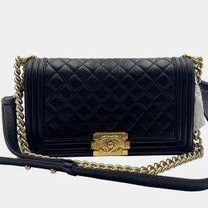Pre Owned Chanel Black Quilted Leather Medium Boy Flap Bag