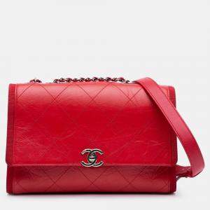 Pre Owned Chanel Red CC Quilted Crumpled Calfskin and Grosgrain Flap