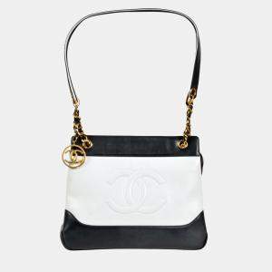 Pre Owned Chanel White Navy Leather Shoulder Bag