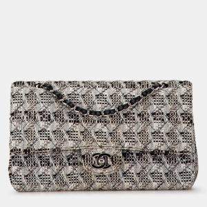 Pre Owned Chanel Black/White Medium Classic Tweed Double Flap