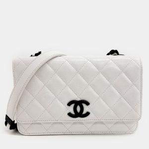 Pre Owned Chanel White Caviar Leather Caviar WOC Crossbody Bag