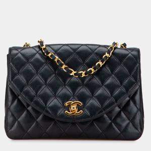 Pre Owned Chanel Black Quilted Lambskin Half Moon Single Flap