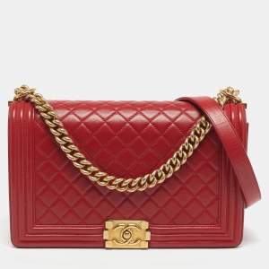 Pre Owned Chanel Red Quilted Leather New Medium Boy Flap Bag