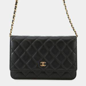 Pre Owned Chanel Matelasse Chain Wallet Black Lambskin