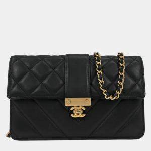 Pre Owned Chanel Black Lambskin Chevron WOC Wallet On Chain