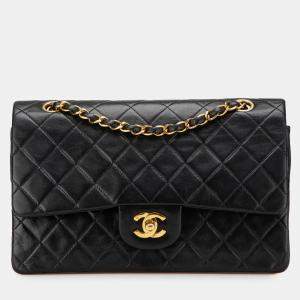 Pre Owned Chanel Black Medium Classic Lambskin Double Flap