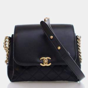 Pre Owned Chanel Goatskin Side Chain Compartment Flap Bag