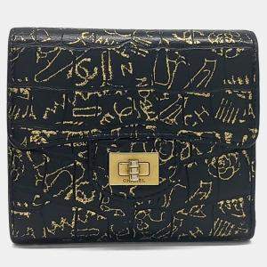 Pre Owned Chanel Black Gold Leather 2.55 Vintage Bifold Wallet