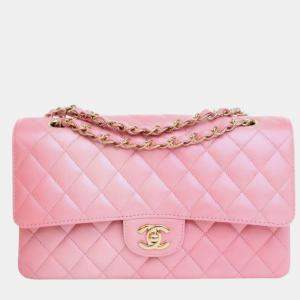 Pre Owned Chanel Pink Medium Classic Iridescent Lambskin Double Flap