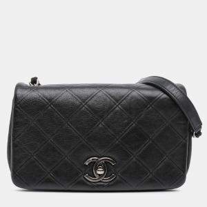 Pre Owned Chanel Small Diamond Embossed Calfskin New Chic Flap
