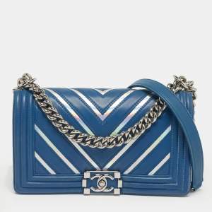 Pre Owned Chanel Blue/Iridescent Chevron PVC and Leather Medium Boy Flap Bag