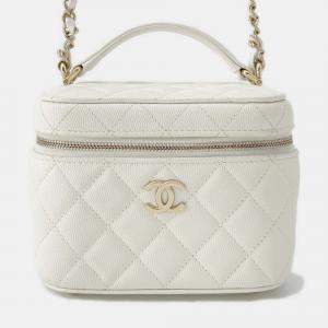 Pre Owned Chanel Chain Shoulder Bag Matelasse Coco Mark Vanity Case Small White