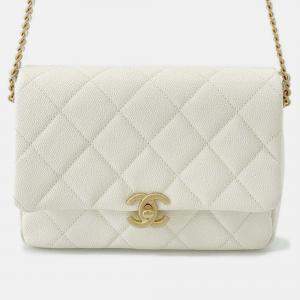 Pre Owned Chanel Matelasse Chain shoulder Bag White Caviar Leather