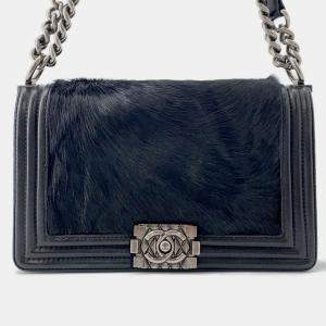 Pre Owned Chanel Boy Chain Shoulder Bag With Coco Mark Caviar Skin Black