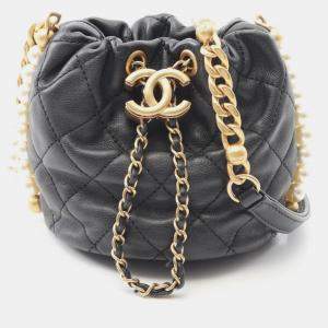 Pre Owned Chanel Matelasse Shoulder Bag Lambskin Leather Black