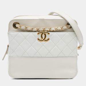 Pre Owned Chanel CC Quilted Lambskin Chain Crossbody